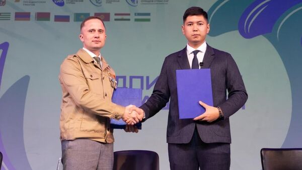 Слет студенческих отрядов стран СНГ Иртыш – территория дружбы и созидания - Sputnik Казахстан