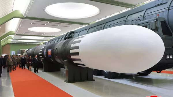 Ким Чен Ын Солтүстік Кореяда қорғаныс өнеркәсібі мұражайын ашты - Sputnik Қазақстан