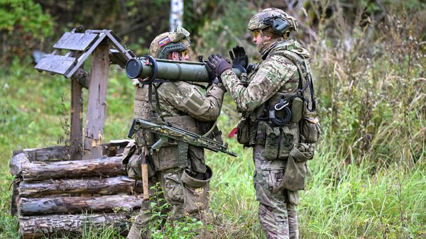 Боевое слаживание военнослужащих группировки войск Север на Сумском направлении СВО - Sputnik Казахстан