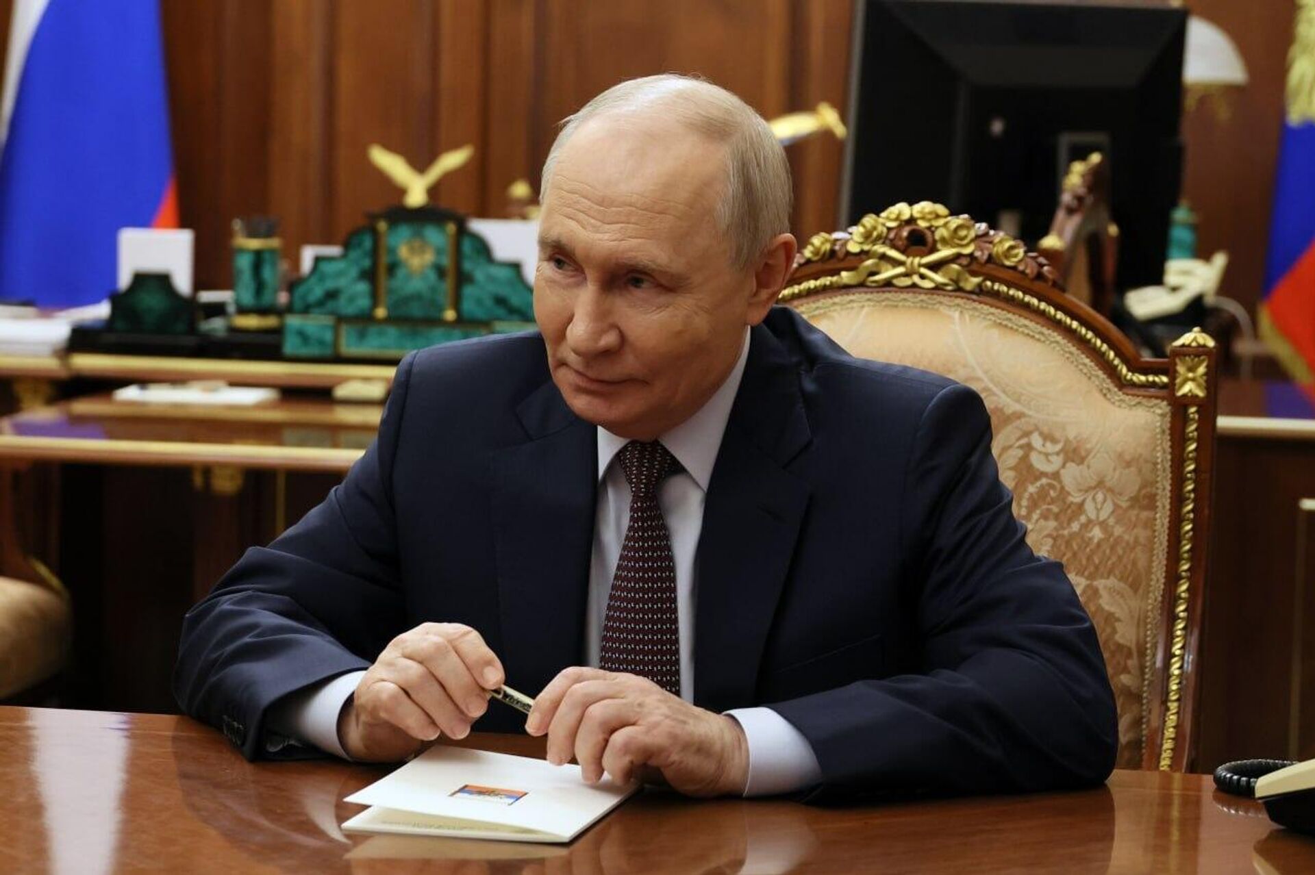  Президент России Владимир Путин  - Sputnik Казахстан, 1920, 19.10.2026