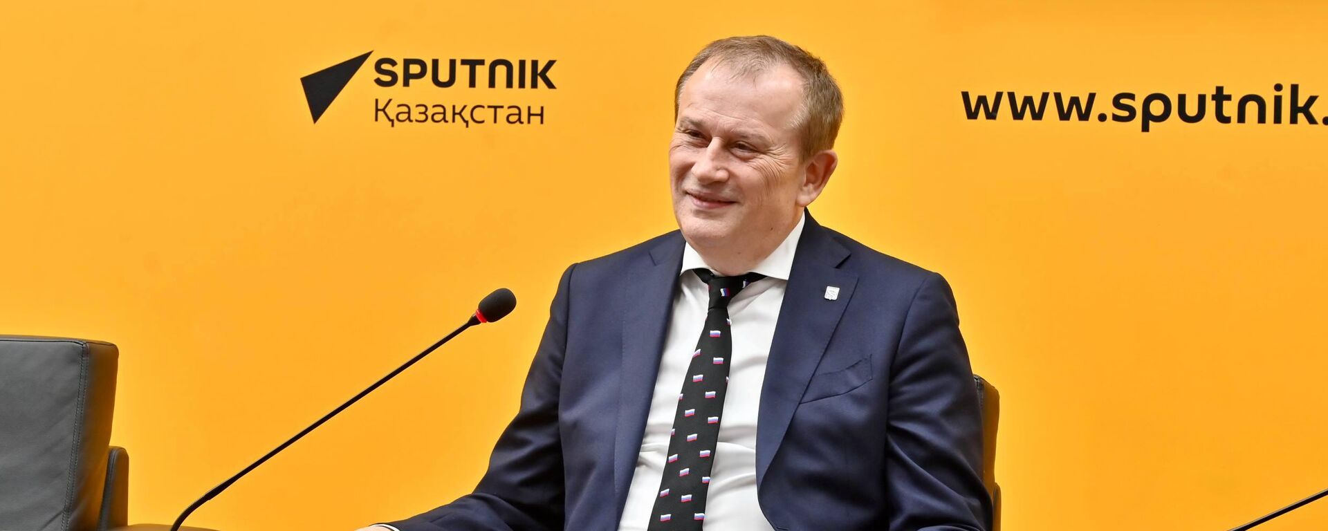 Губернатор Ленинградской области Александр Дрозденко Губернатор Ленинградской области Александр Дрозденко - Sputnik Казахстан, 1920, 19.10.2026
