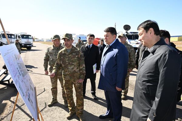 Вице-премьер Казахстана Канат Бозумбаев проверил готовность объектов Алматы к землетрясениям - Sputnik Казахстан