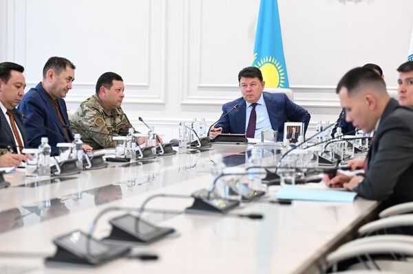 Вице-премьер Казахстана Канат Бозумбаев проверил готовность объектов Алматы к землетрясениям - Sputnik Казахстан