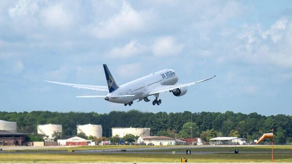 Первый Boeing 787-9 Dreamliner Air Astana проходит летные испытания - Sputnik Казахстан