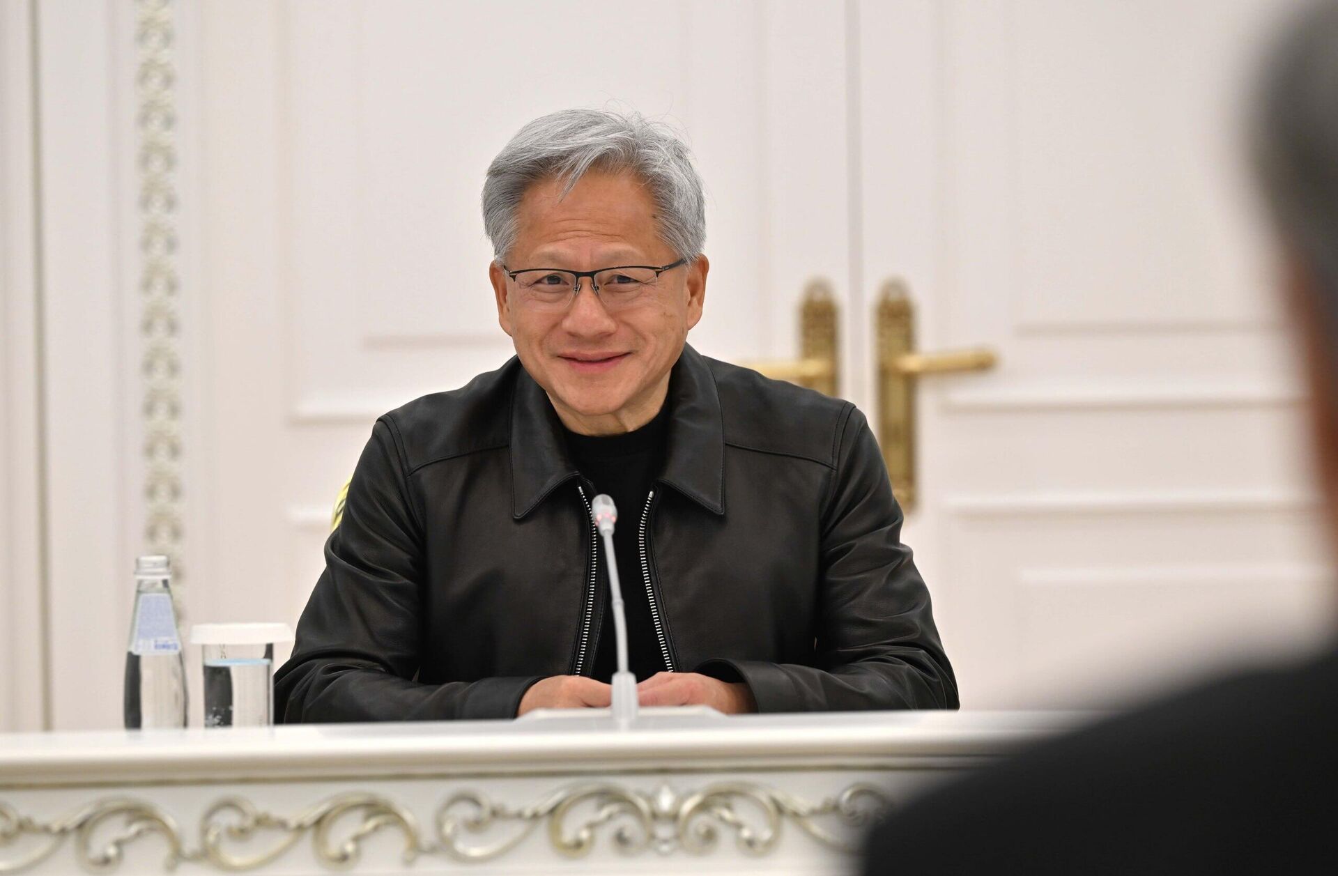 Президент компании NVIDIA Дженсен Хуанг и Касым-Жомарт Токаев Президент компании NVIDIA Дженсен Хуанг и Касым-Жомарт Токаев - Sputnik Казахстан, 1920, 23.10.2026