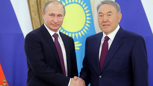Президенты России и Казахстана Владимир Путин и Нурсултан Назарбаев. Архивное фото - Sputnik Казахстан