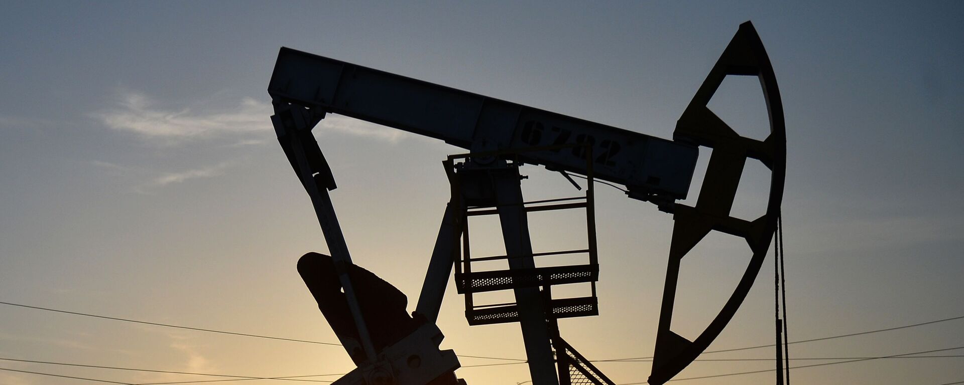 Нефтяные станки-качалки  - Sputnik Казахстан, 1920, 20.03.2026