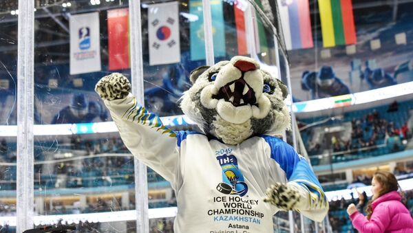 Талисман чемпионата мира по хоккею в первом дивизионе  - Sputnik Казахстан