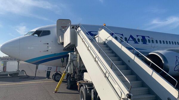 Борт DV834 авиакомпании SCAT совершил аварийную посадку в аэропорту Нур-Султана - Sputnik Казахстан