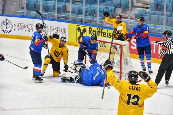 Сборная Казахстана по хоккею досрочно вышла в элитный дивизион Сборная Казахстана по хоккею досрочно вышла в элитный дивизион - Sputnik Казахстан