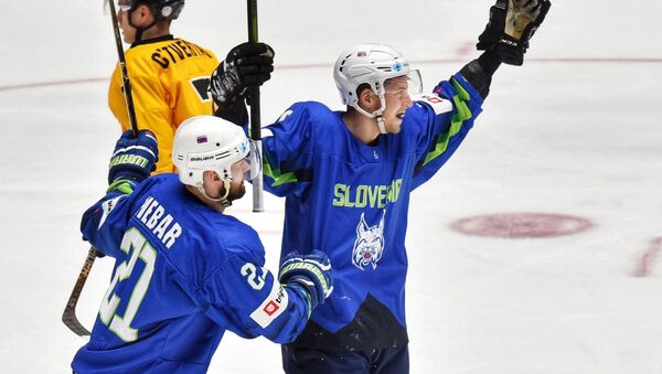 Матч сборных Словении и Литвы на чемпионате мира по хоккею первого дивизиона - Sputnik Казахстан