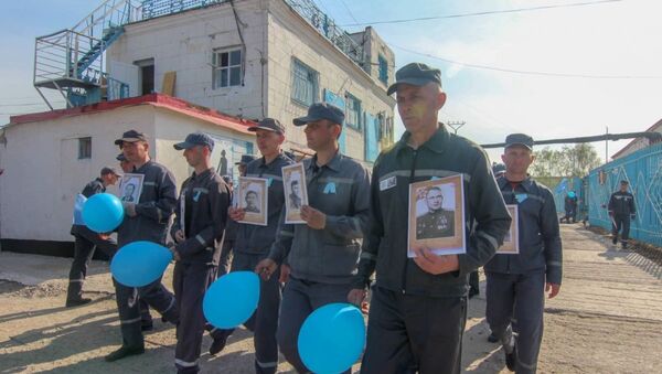 Шествие Бессмертного полка состоялось в колониях Павлодарской области - Sputnik Казахстан