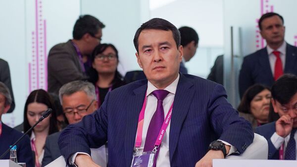 Первый вице-премьер - министр финансов Алихан Смаилов - Sputnik Казахстан