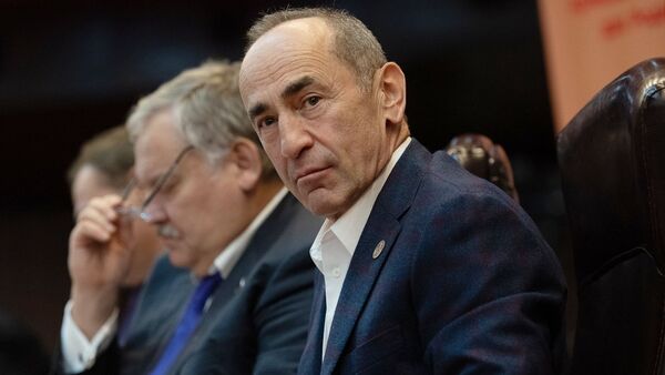 Экс-президент Армении Роберт Кочарян  - Sputnik Казахстан