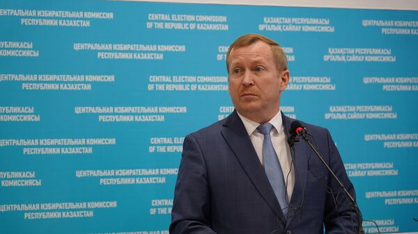 Заместитель председателя Центральной избирательной комиссии РК Константин Петров - Sputnik Казахстан