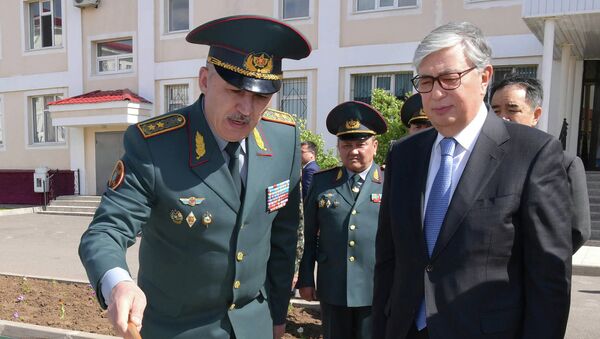 Глава государства Касым-Жомарт Токаев посетил воинскую часть Национальной гвардии - Sputnik Казахстан