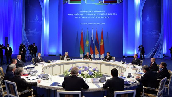 Участие в заседании Высшего Евразийского экономического совета в расширенном составе Астана, Дворец Независимости, 29 мая 2014 год - Sputnik Казахстан