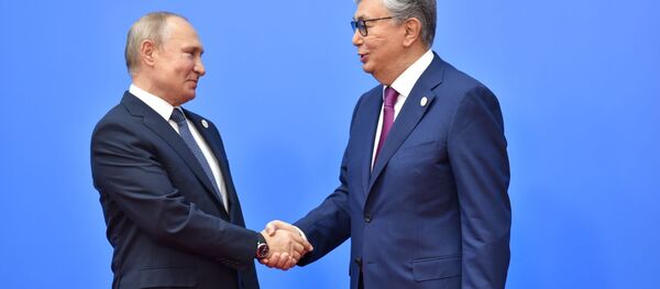 Президент Казахстана Касым-Жомарт Токаев и глава России Владимир Путин, архивное фото Президент Казахстана Касым-Жомарт Токаев и глава России Владимир Путин, архивное фото - Sputnik Казахстан