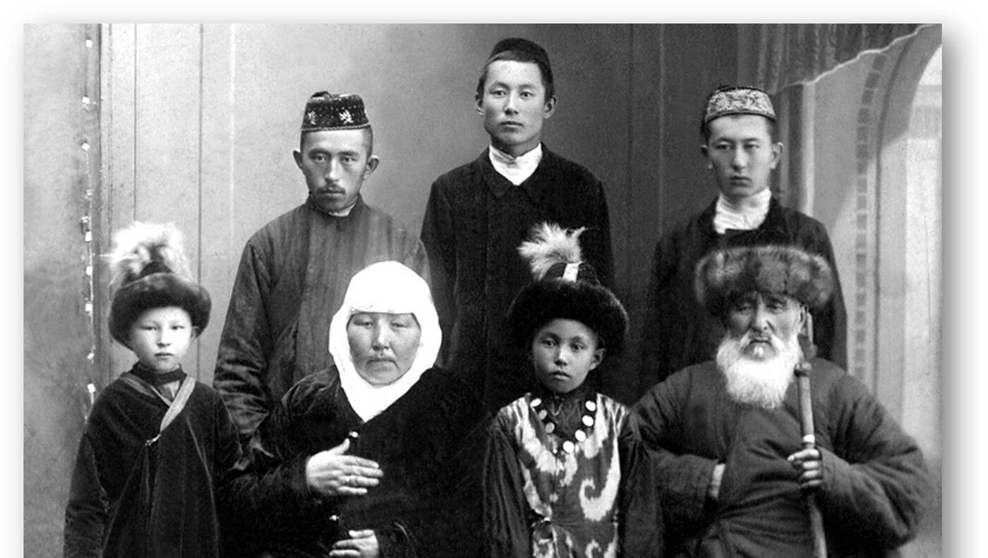 Орыс порно Логанды қараңыз