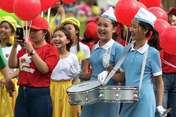 Участники парада детских оркестров - Sputnik Казахстан