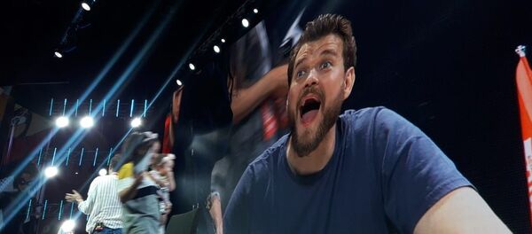 Звезда сериала Игра престолов Йохан Филип Пилу Асбек приехал в Нур-Султан - Sputnik Казахстан