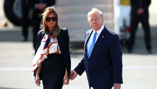 Президент США Дональд Трамп и первая леди Мелания Трамп прибыли с госвизитом в Великобританию - Sputnik Қазақстан