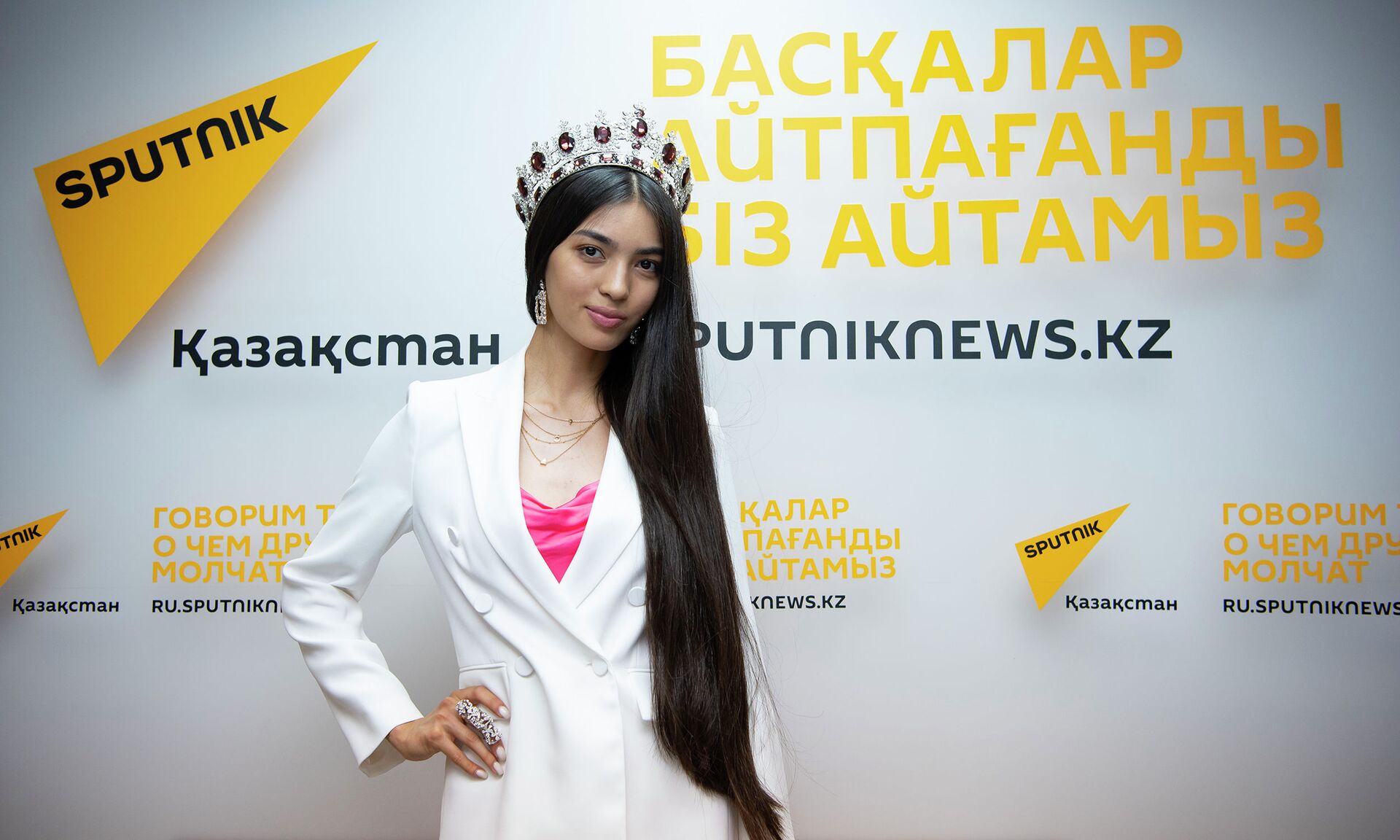 Участницы конкурса красоты Мисс Казахстан примерили вечерние наряды  - Sputnik Казахстан, 1920, 12.11.2021