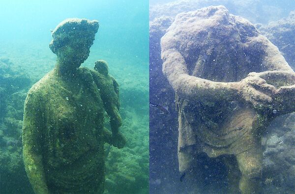 Статуи в Подводном археологическом парке Байя, Италия - Sputnik Казахстан