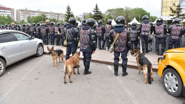 Несанкционированный митинг в Нур-Султане, архивное фото - Sputnik Казахстан