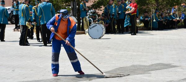 Подготовка к инаугурации президента Казахстана на площади Казак ели - Sputnik Казахстан