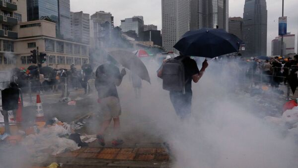 В Гонконге проходит многотысячная акция протеста  - Sputnik Казахстан
