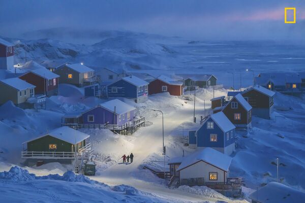 Снимок Greenlandic Winter фотографа Weimin Chu, победивший в конкурсе National Geographic Travel Photo 2019 Снимок Гренландский Зимний фотографа Weimin Chu, победивший в конкурсе National Geographic Travel Photo 2019 - Sputnik Казахстан