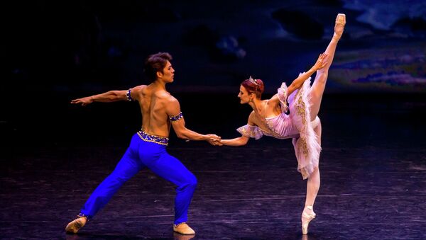 Евразийский фестиваль балетного искусства завершился грандиозным гала-концертом - Sputnik Казахстан