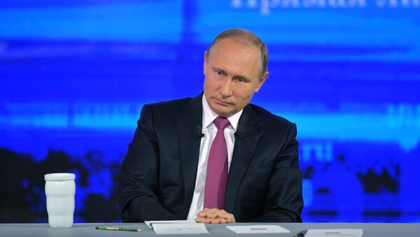 Прямая линия с президентом РФ В. Путиным - Sputnik Казахстан