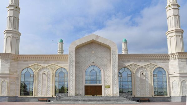 Новая мечеть в Сарыаркинском районе Нур-Султана - Sputnik Қазақстан