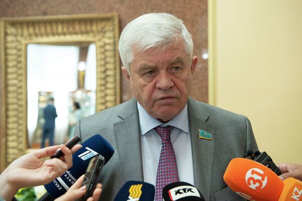 В Казахстане высказались о версии Россия 24 о досрочных выборах в парламент - Sputnik Казахстан