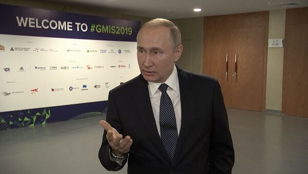 Владимир Путин за уважение к грузинскому народу - Sputnik Казахстан