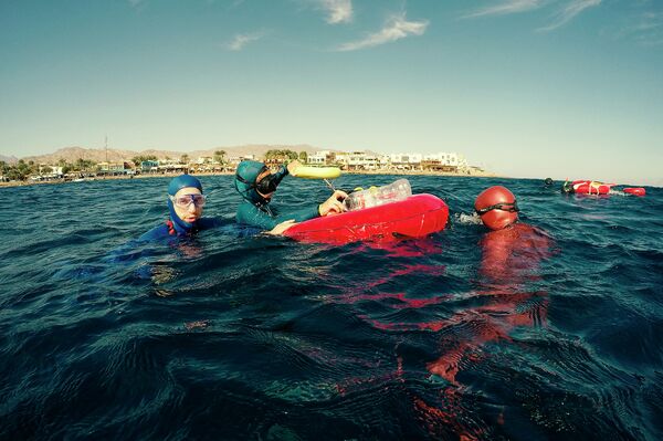 Как подружиться с океаном и задержать дыхание на 20 минут: секреты подводной съемки - Sputnik Казахстан