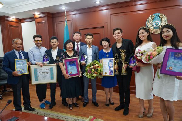 Почему на Славянском базаре опасаются конкурсантов из Казахстана - Sputnik Казахстан