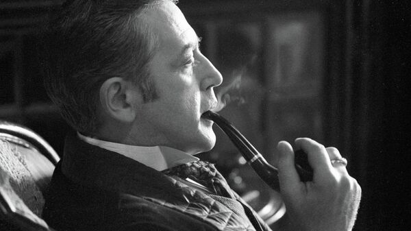 Василий Ливанов в роли Шерлока Холмса - Sputnik Казахстан