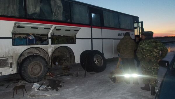 Автобус с хоккеистами застрял на трассе - Sputnik Казахстан