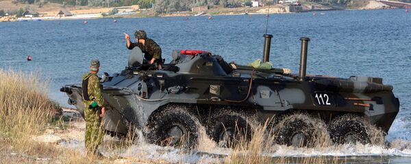 Архивное фото военных учений Архивное фото военных учений - Sputnik Казахстан