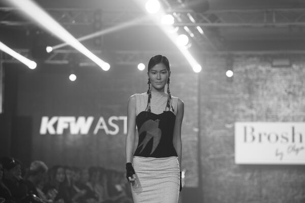 Kazakhstan fashion week 2016 - Sputnik Қазақстан