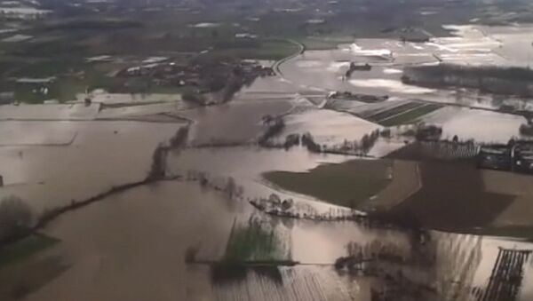 Последствия наводнения на северо-западе Италии. Съемка с вертолета - Sputnik Казахстан