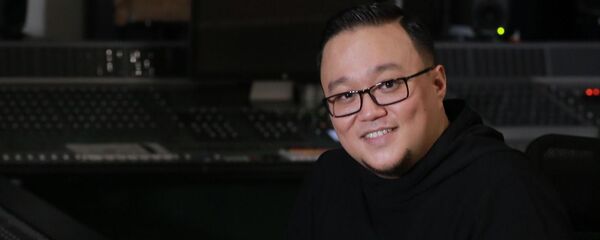 Казахстанский композитор Сырым Набикулов Казахстанский композитор Сырым Набикулов - Sputnik Казахстан