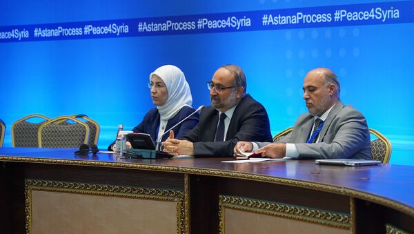 Делегация оппозиции Сирии (Ахмад Тома) на переговорах по сирийскому урегулированию 13 раунд - Sputnik Казахстан