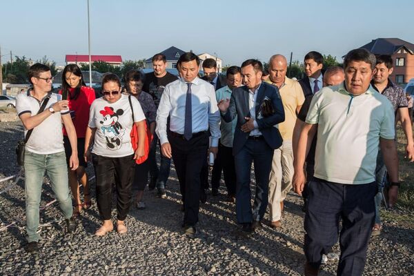 На одну квартиру четыре хозяина: как обманули дольщиков в Нур-Султане - Sputnik Казахстан