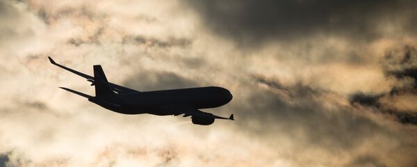 Самолет в небе - Sputnik Казахстан