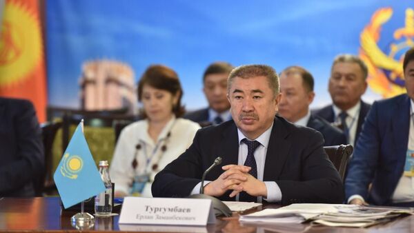 Министр внутренних дел Ерлан Тургумбаев на совещании глав внутренних дел стран Казахстана, Кыргызстана, Таджикистана и Узбекистана - Sputnik Казахстан