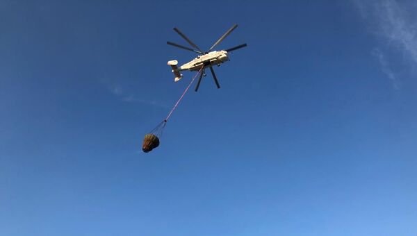 Вертолет задействован при тушении крупного возгорания на Кок-Тобе - Sputnik Казахстан